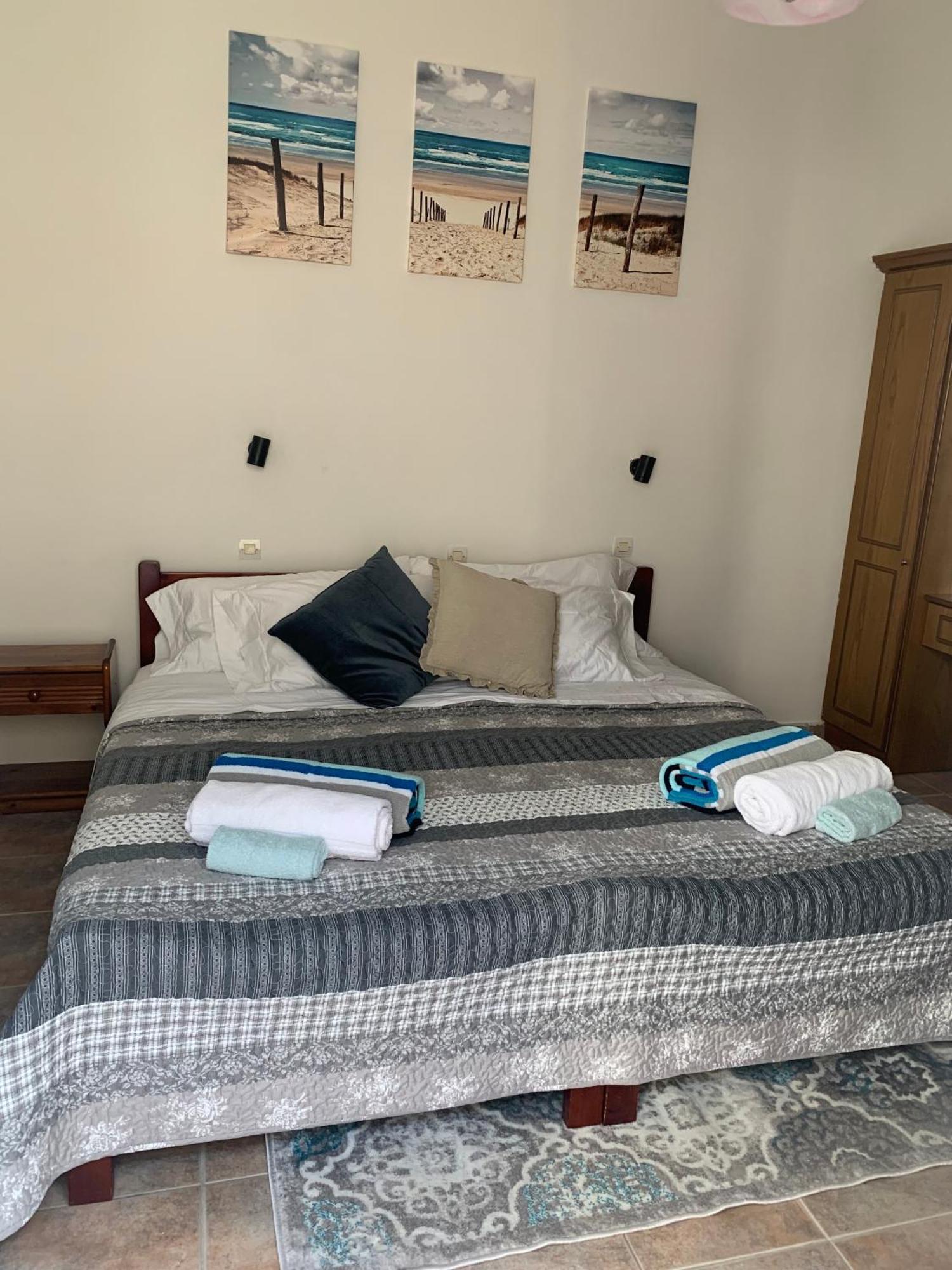 Nisaki Mathraki B&B Quarto foto